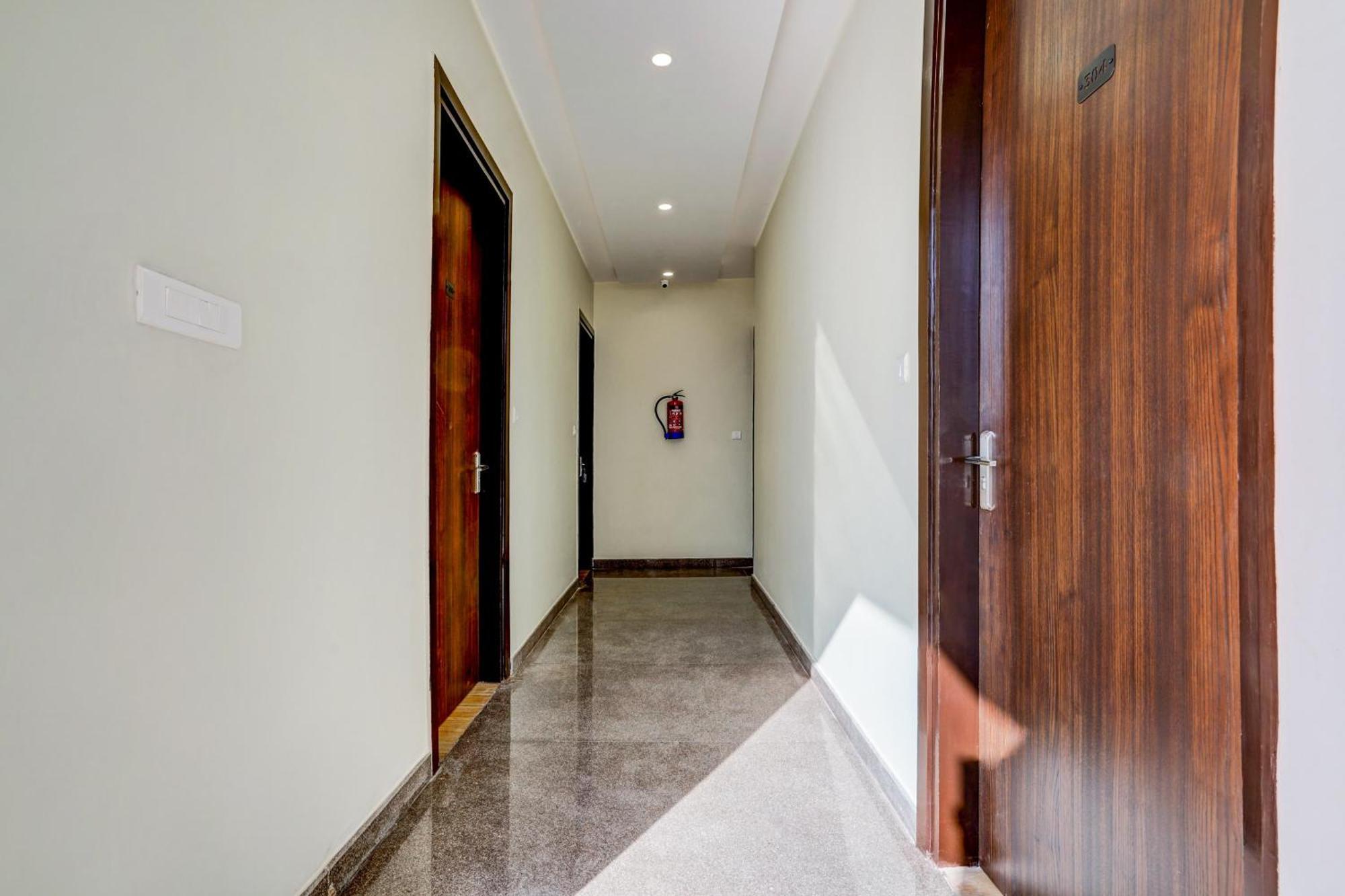 Hotel O Venkata Sai Sadan Mathrusree Nagar Kondapur  Buitenkant foto